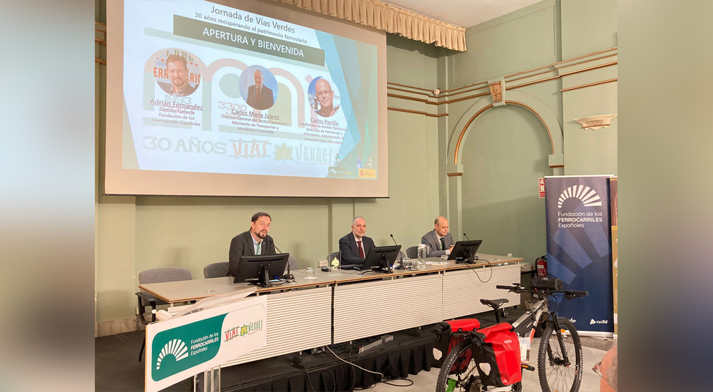 La nueva web www.viasverdes.com conmemora los 30 años del Programa de Vías Verdes de la Fundación La nueva web www.viasverdes.com conmemora los 30 años del Programa de Vías Verdes de la Fundación